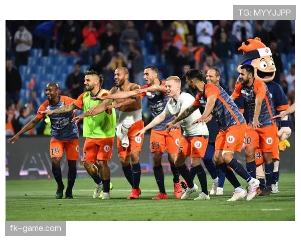 阿切尔比表现稳健,继续引领球队攻守平衡与坚韧防线。 阿切尔比表现稳健,继续引领球队攻守平衡与坚韧防线。